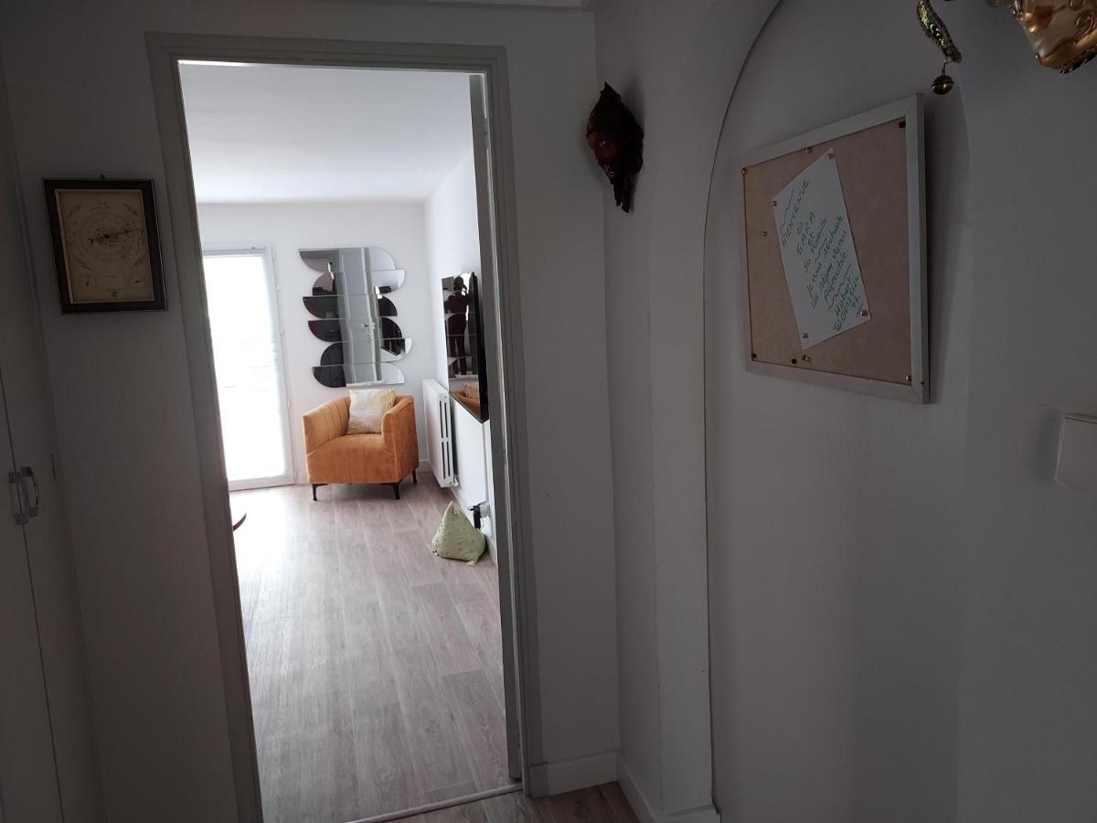 Rez-De-Chaussee Privatif Spacieux 3* D'Une Villa Centre Ville Hyères Buitenkant foto