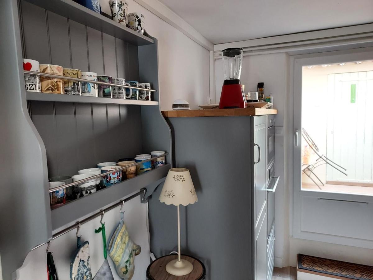 Rez-De-Chaussee Privatif Spacieux 3* D'Une Villa Centre Ville Hyères Buitenkant foto
